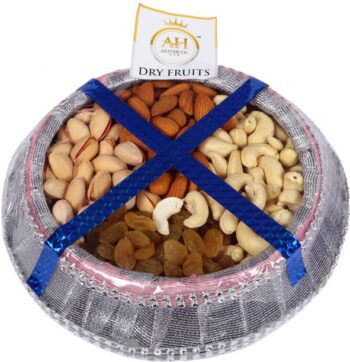 AESTHETIC HUB GIFT PACKED ALMOND100G,CASHEW100G,PISTA10...